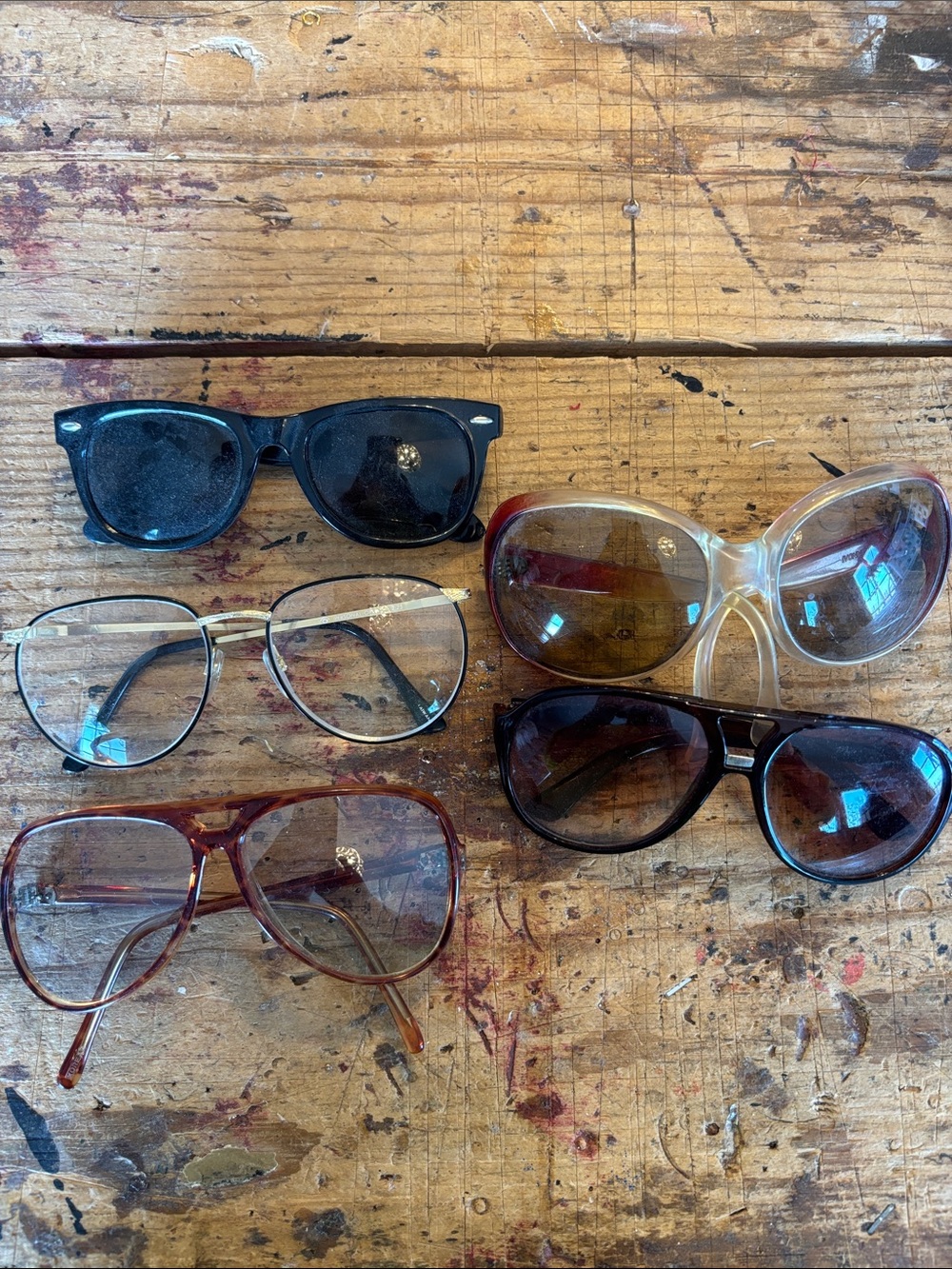 Vintage 70s hippie Women's Sunglasses Lot 5 pairs Black, Tortoise, Clear, Brown